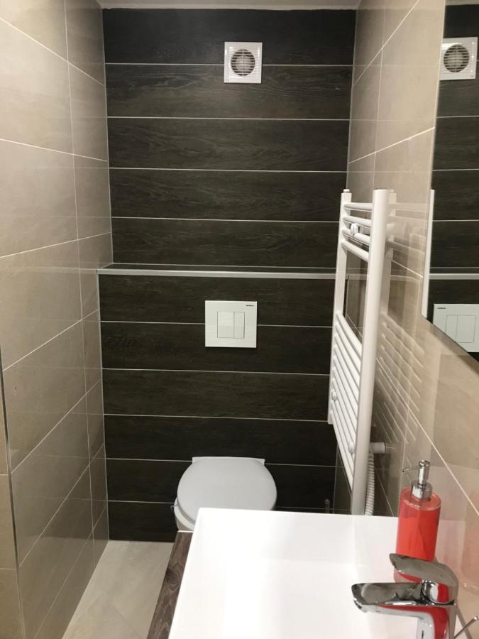 Blaha Art Apartment Будапеща Екстериор снимка