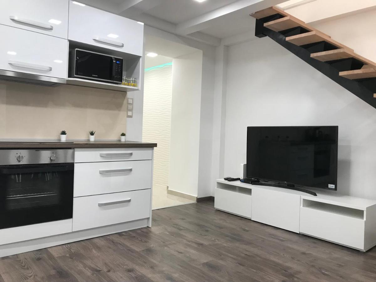 Blaha Art Apartment Будапеща Екстериор снимка