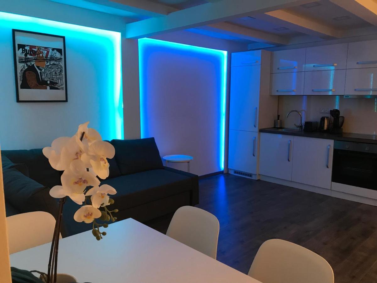 Blaha Art Apartment Будапеща Екстериор снимка